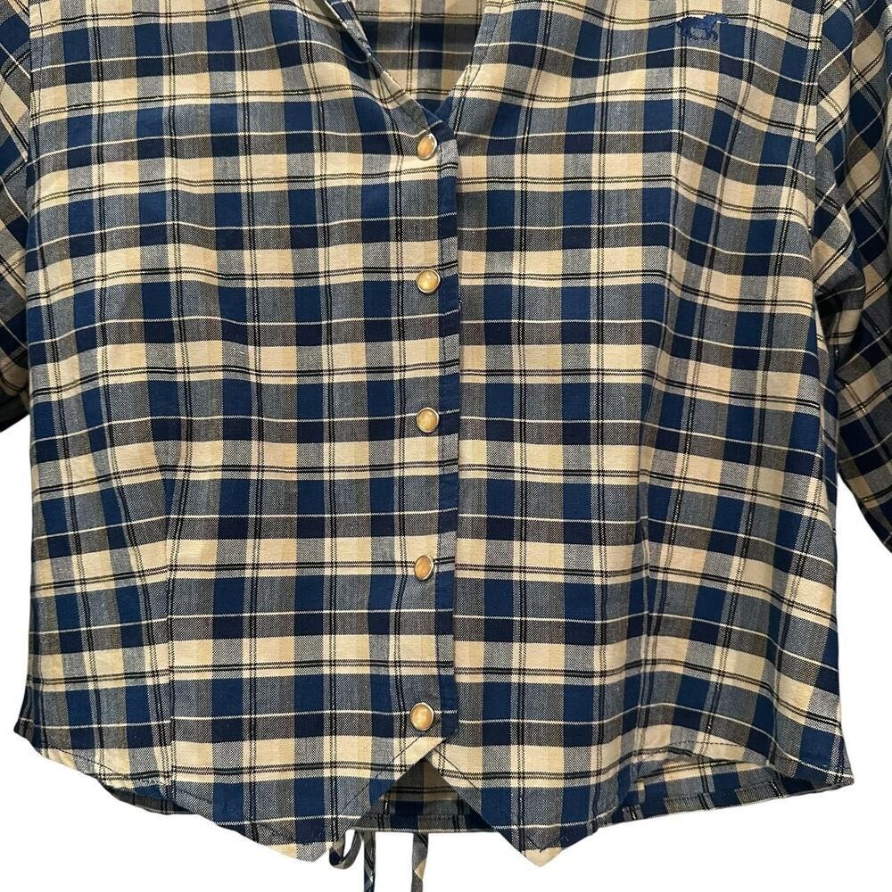Roper Medium Women's Button Up Top with Tie back - Picture 3 of 5